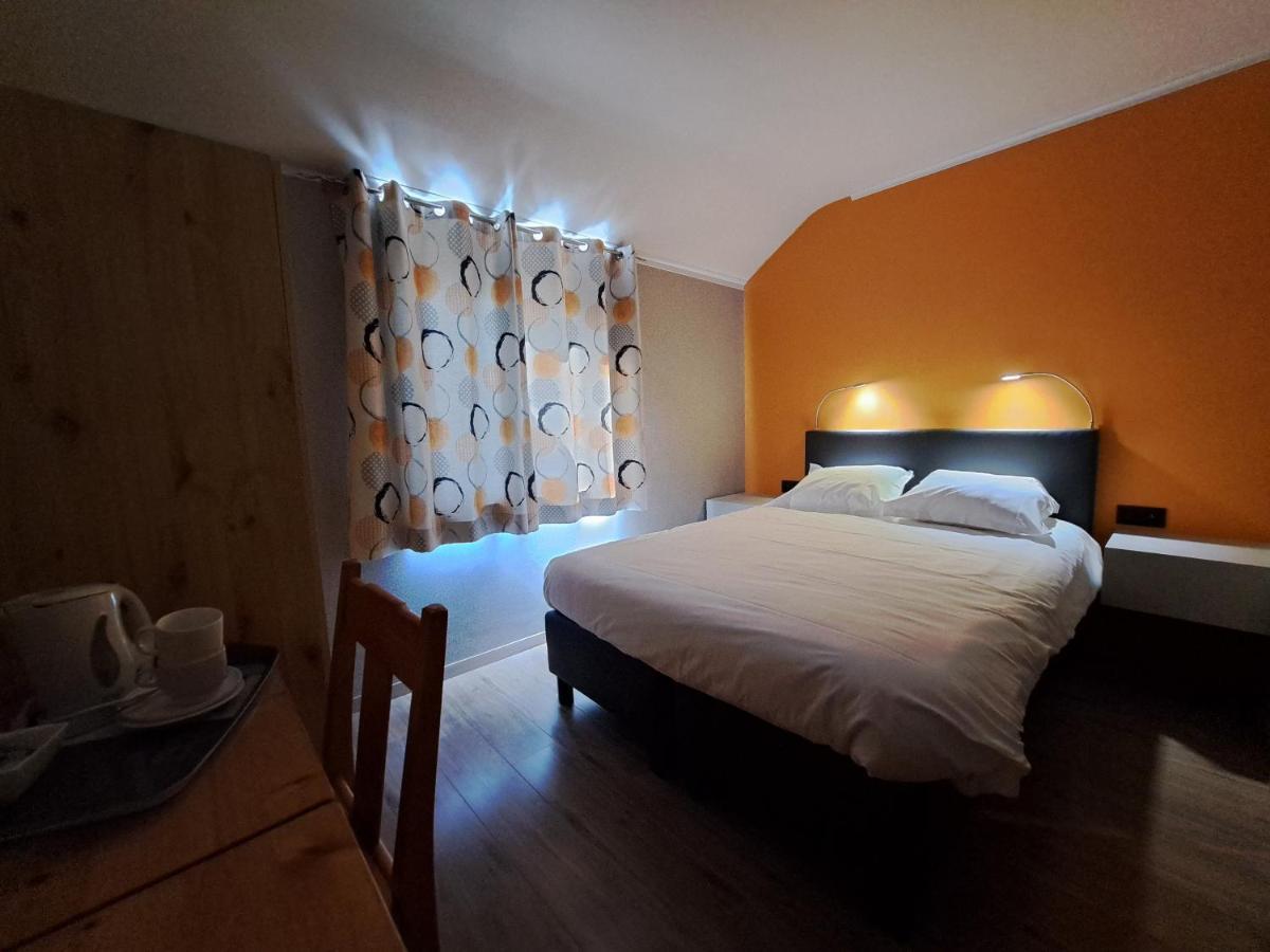 Chanteloup, Maison D'Hotes - Halleux Halleux  Kültér fotó